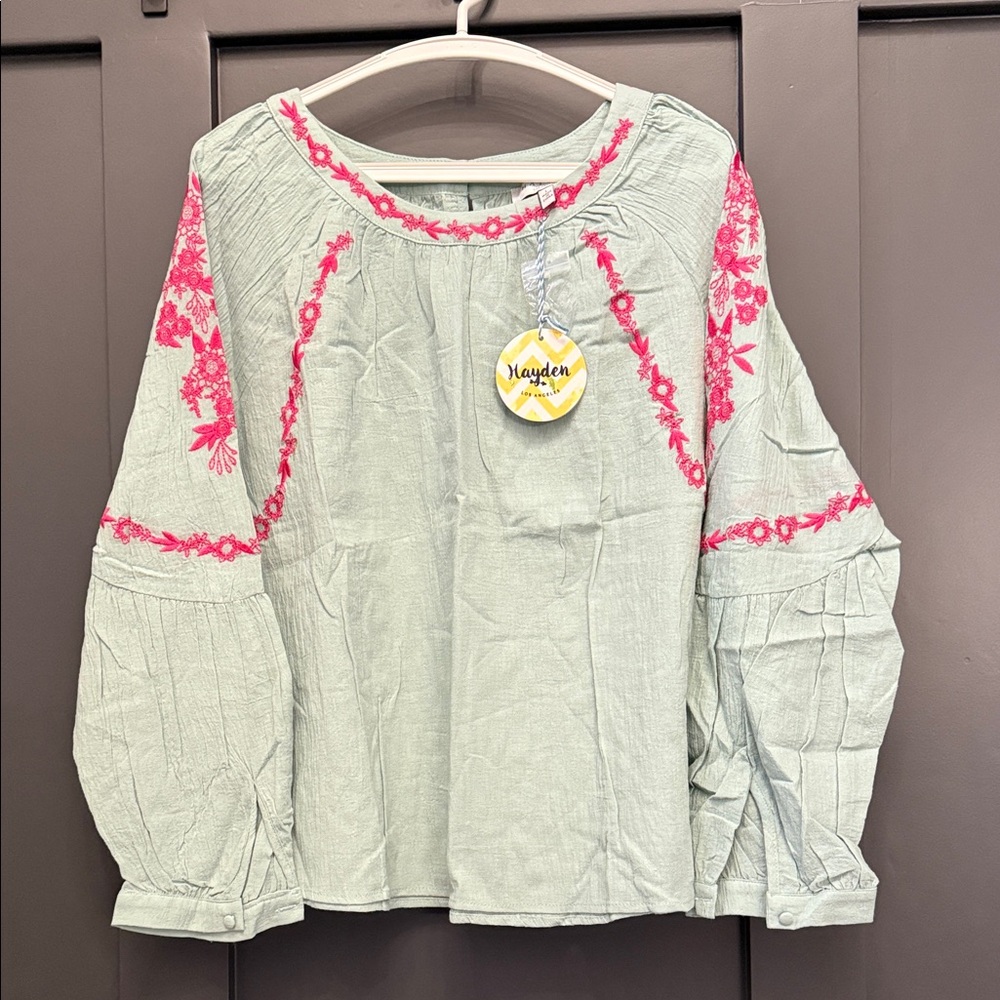 Hayden LA Boho Embroidered Blouse